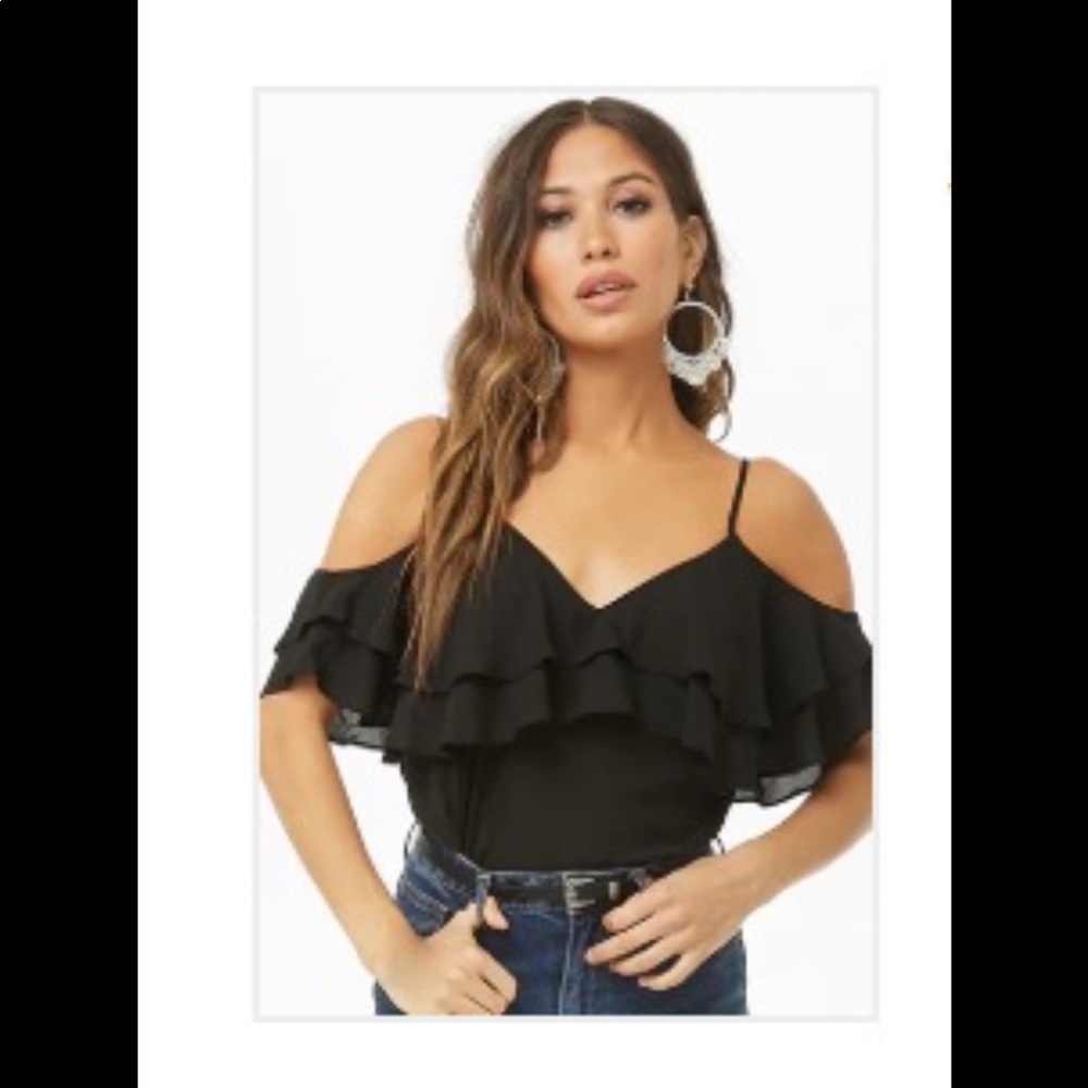Open shoulder flowy top